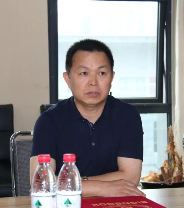 愛(ài)心奶情系學(xué)子，公益情溫暖人心—河南花花牛乳業(yè)集團(tuán)助力基金會(huì)“圓夢(mèng)計(jì)劃?一杯奶”公益項(xiàng)目，愛(ài)心捐贈(zèng)善款50萬(wàn)元！