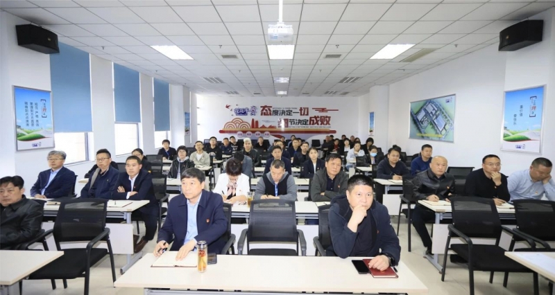 黨建丨花花牛開展學(xué)習(xí)貫徹“為什么說新質(zhì)生產(chǎn)力是未來發(fā)展的著力點”主題教育活動